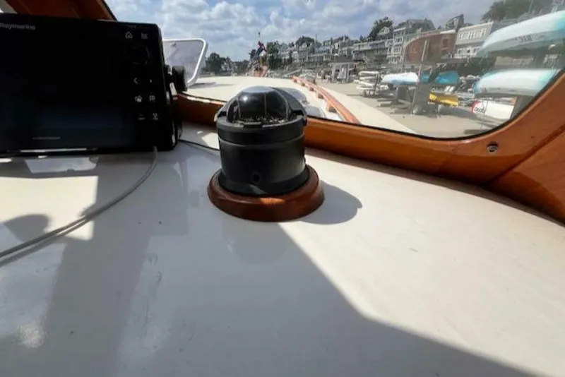 Slide: The Image of Duffy Pilots Point 31 Downeast Express 1999 - 5146496