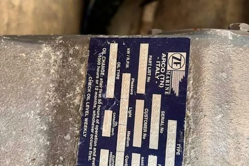 Slide: The Image of Duffy Pilots Point 31 Downeast Express 1999 - 5146509