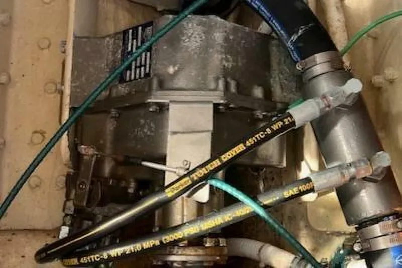 Slide: The Image of Duffy Pilots Point 31 Downeast Express 1999 - 5146510