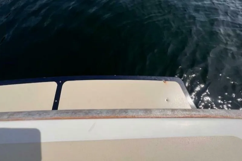 Slide: The Image of Duffy Pilots Point 31 Downeast Express 1999 - 5146513