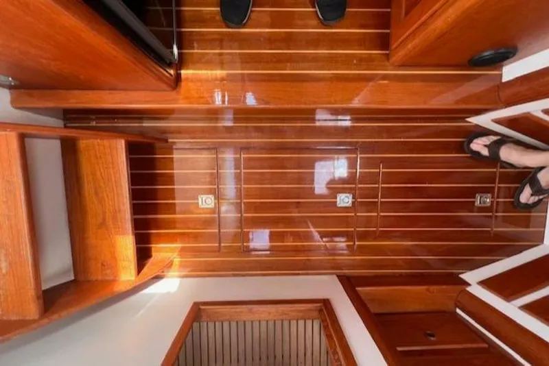 Slide: The Image of Duffy Pilots Point 31 Downeast Express 1999 - 5146521