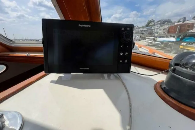 Slide: The Image of Duffy Pilots Point 31 Downeast Express 1999 - 5146529