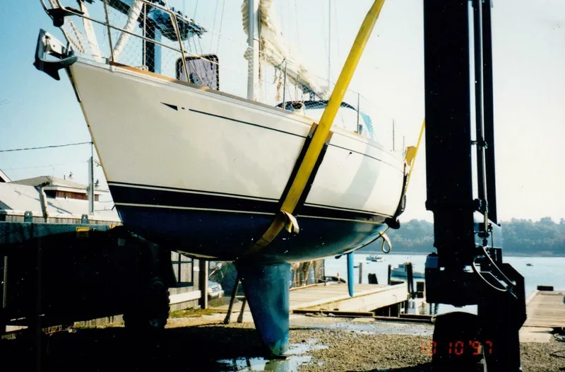 Slide: The Image of CAL Sloop 1988 - 5145998