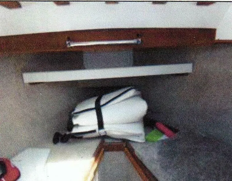 Slide: The Image of Custom 30 Novi Hardtop Cruiser 1999 - 5147297