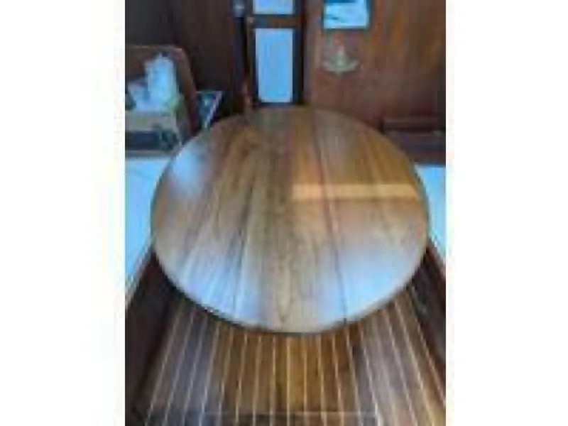 Slide: The Image of Gulfstar 37 Sloop 1979 - 5145478