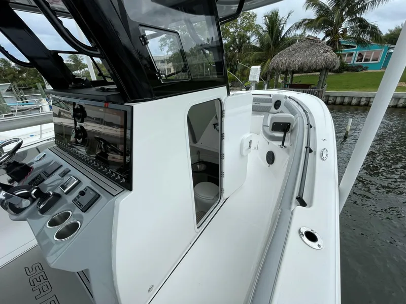 Slide: The Image of Sea Pro 320 DLX 2023- Center Console 2023 Sea Pro 320 DLX  - 5143359