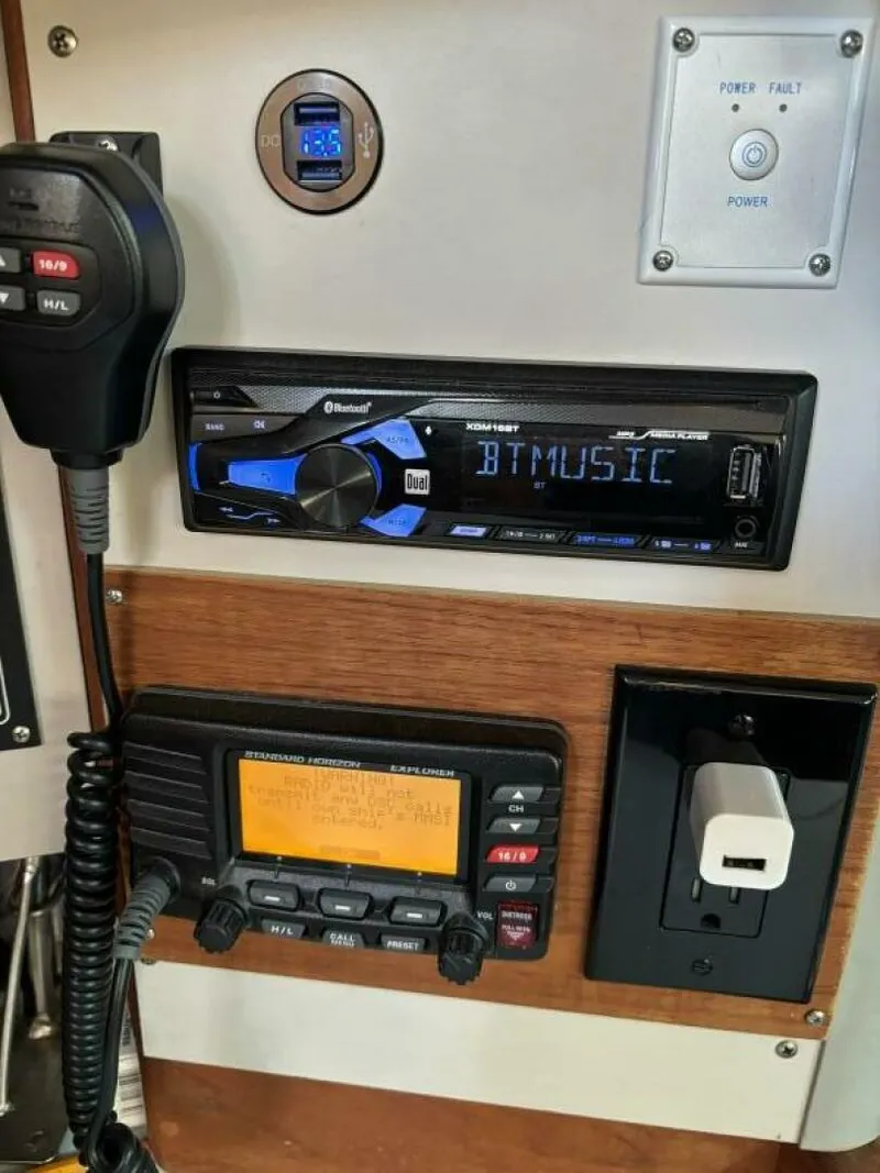 Slide: The Image of O'Day 32 1987 - 5143447