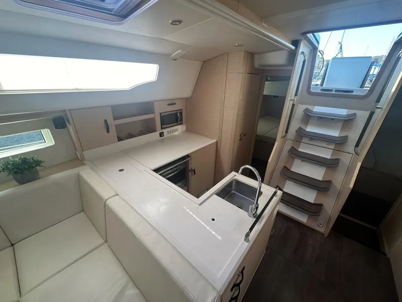 Slide: The Image of Jeanneau 51 2018 - 5143517