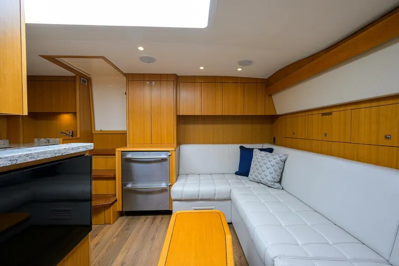 Slide: The Image of Galley 2015 Hatteras 45 Express Sola Mia - 5143826