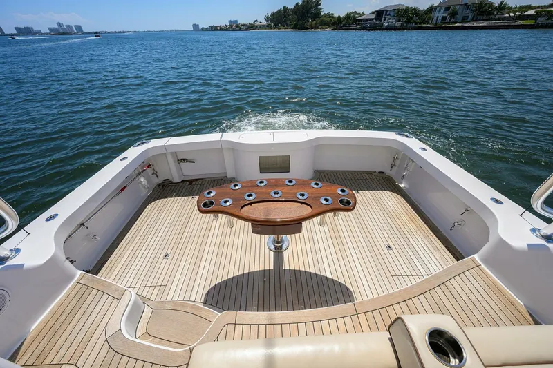 Slide: The Image of Cockpit 2015 Hatteras 45 Express Sola Mia - 5143871