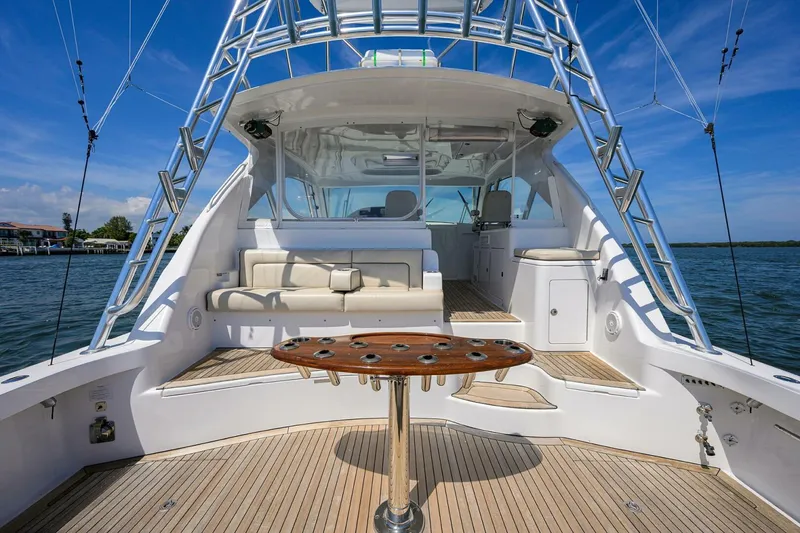 Slide: The Image of Cockpit 2015 Hatteras 45 Express Sola Mia - 5143873