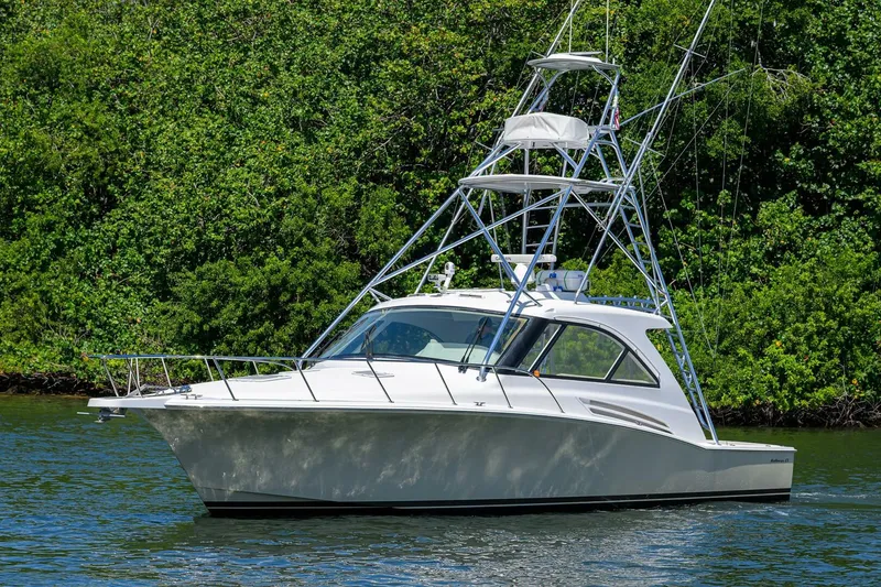 Slide: The Image of Sola Mia 2015 Hatteras 45 Express Sola Mia - 5143890