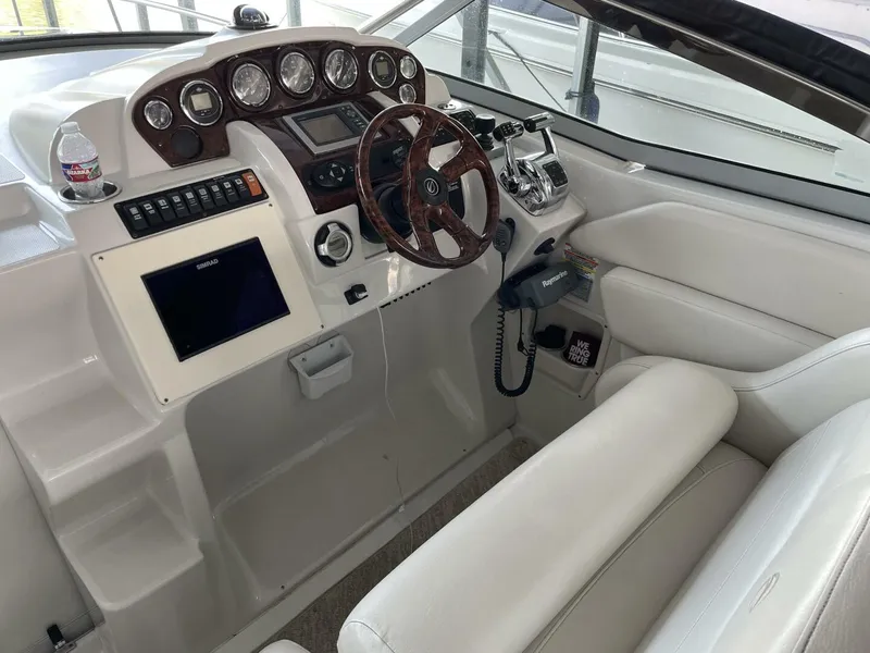 Slide: The Image of Crownline Boats 340 CR 2009 - 5144255