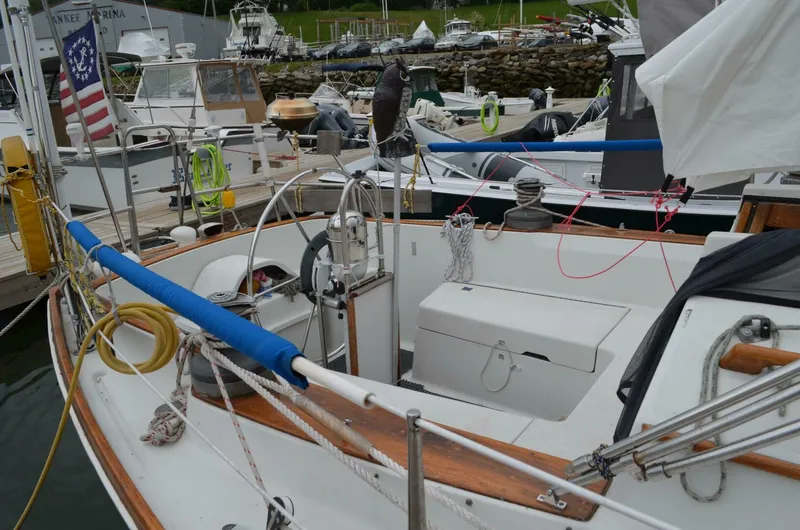 Slide: The Image of C&C LANDFALL 38 SLOOP 1983 - 5147466