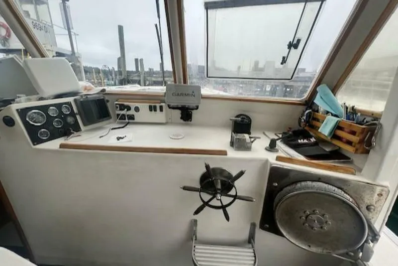 Slide: The Image of Repco Buxton Downeast Hardtop Cruiser 1972 - 5147104