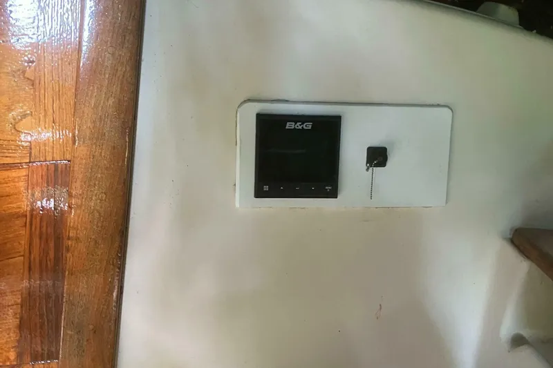 Slide: The Image of Island Packet 27 Sloop 1986 - 5146755