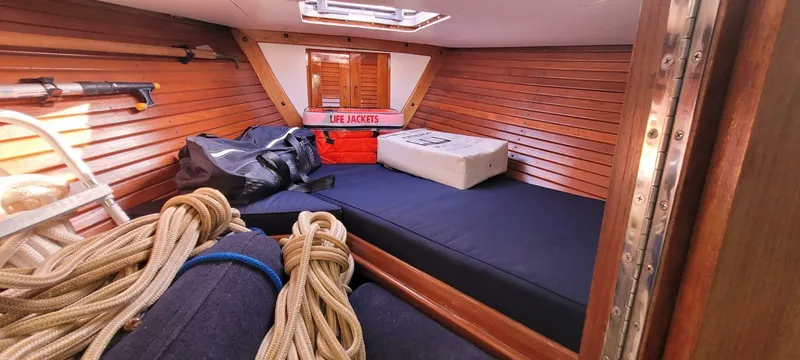 Slide: The Image of Westsail Ketch 1976 - 5147256