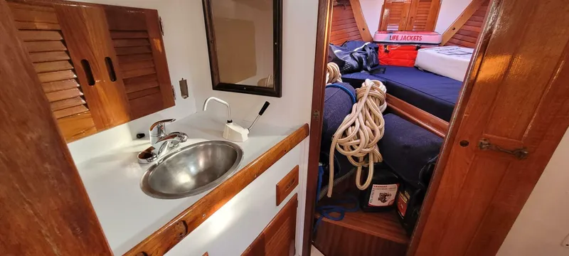 Slide: The Image of Westsail Ketch 1976 - 5147258