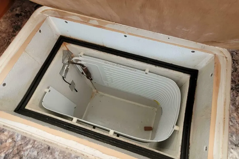 Slide: The Image of Westsail Ketch 1976 - 5147214