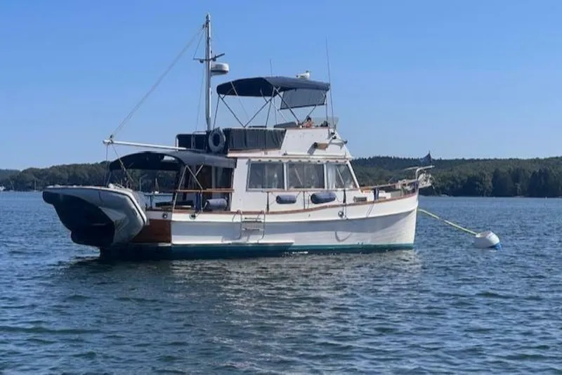 Slide: The Image of Grand Banks 32 Flybridge Trawler (Hull#683) 1980 - 5147562