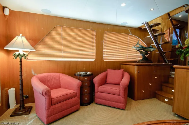 Slide: The Image of 2005 Ocean Alexander 58 - Salon 2005 Ocean Alexander 58 Momentum III - 5148810