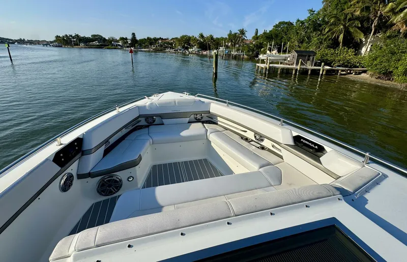 Slide: The Image of Bow 2019 Formula 43 Take A Break - 5149048