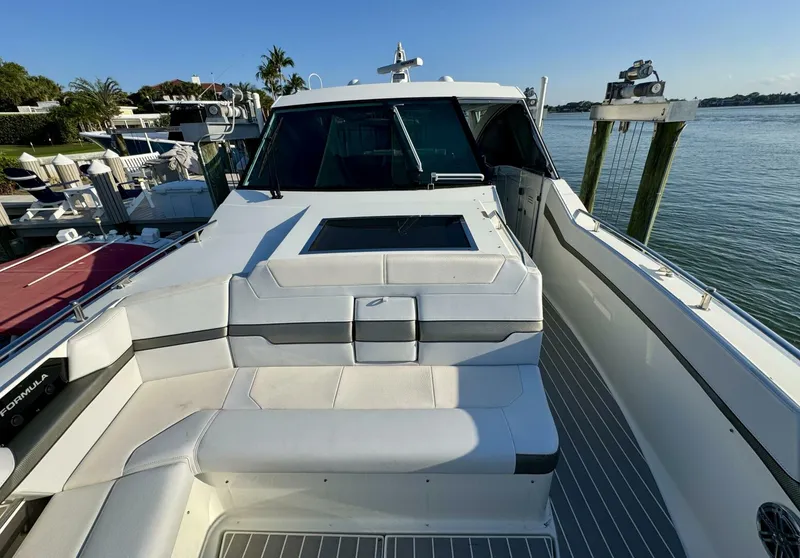 Slide: The Image of Bow 2019 Formula 43 Take A Break - 5149050