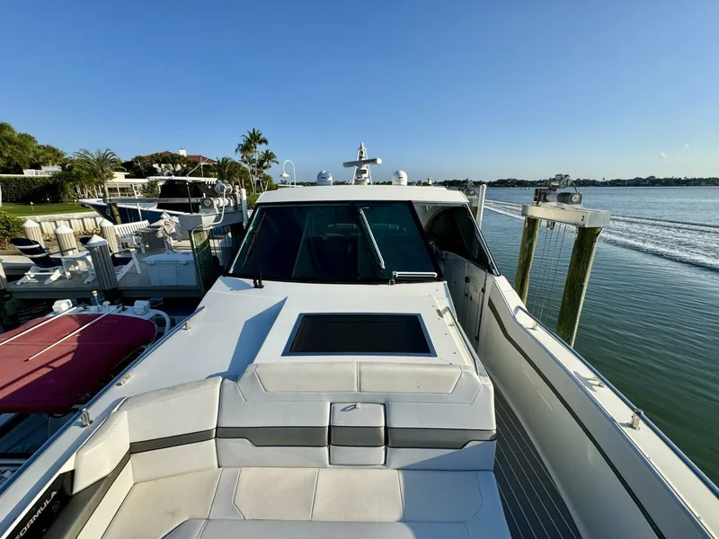 Slide: The Image of Bow 2019 Formula 43 Take A Break - 5149069