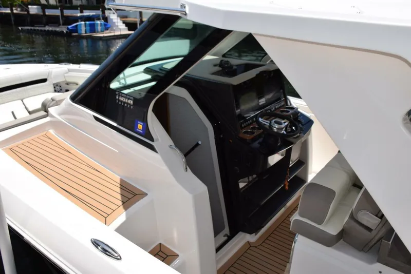 Slide: The Image of Side entry with step And Handle For Easy Boarding Port Side - 5367571