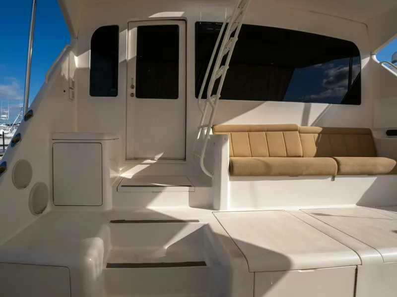 Slide: The Image of Viking 74 STREAM RUNNER- Cockpit 2005 Viking Enclosed STREAM RUNNER - 7674351