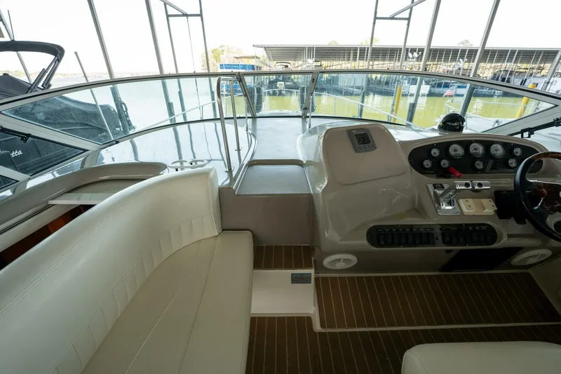 Slide: The Image of Cruisers 370 Express 2004 - 5149689