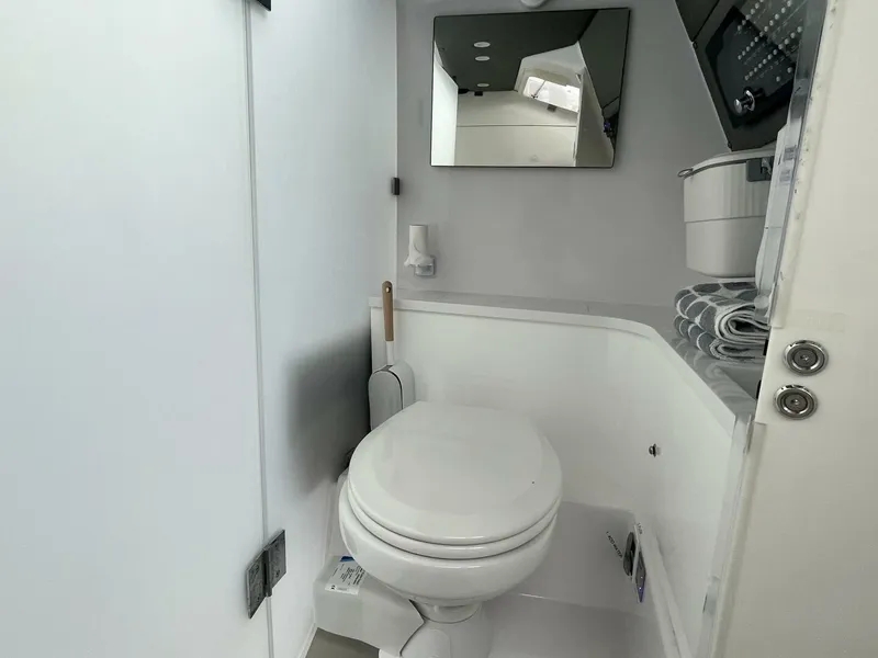 Slide: The Image of Axopar 37 Cabin - Wet Bar 2021 - 5150574