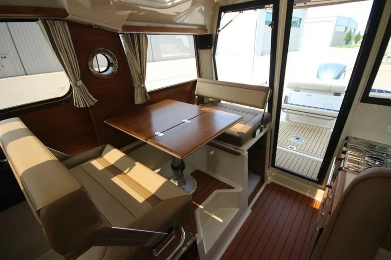 Slide: The Image of Ranger Tug R-27 Luxury Edition 2025 - 5150351