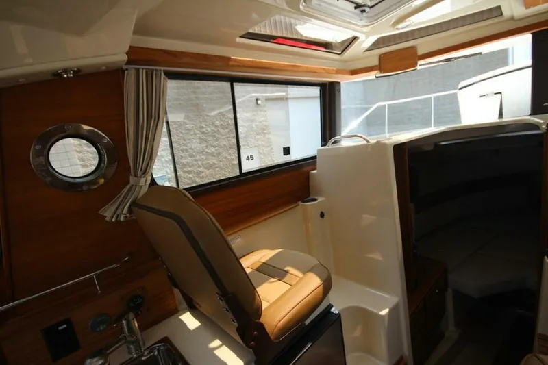 Slide: The Image of Ranger Tug R-27 Luxury Edition 2025 - 5150355