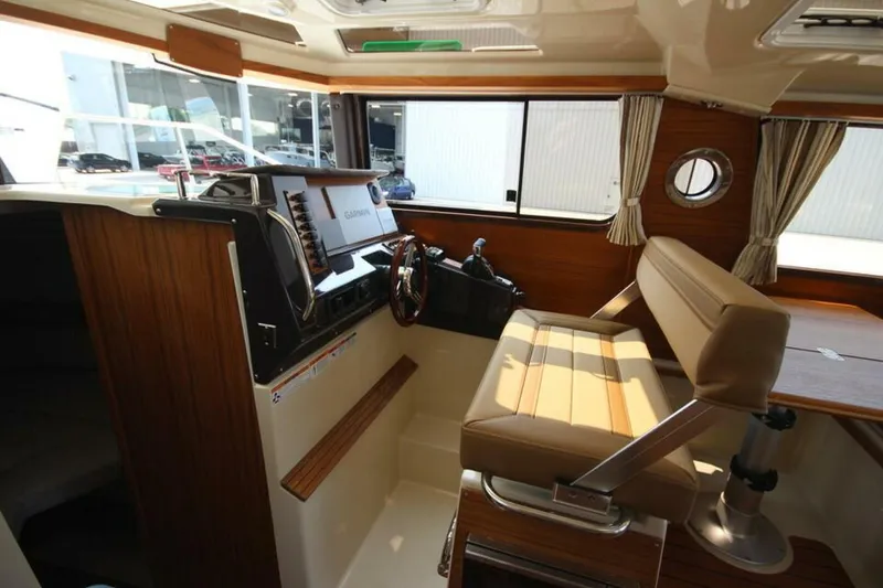 Slide: The Image of Ranger Tug R-27 Luxury Edition 2025 - 5150356