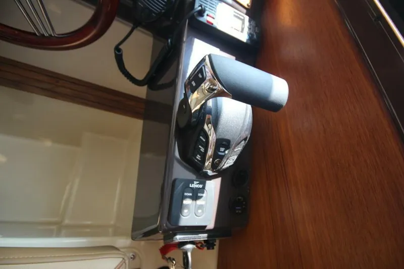 Slide: The Image of Ranger Tug R-27 Luxury Edition 2025 - 5150360