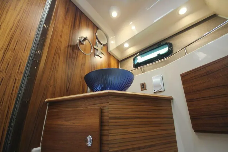 Slide: The Image of Ranger Tug R-27 Luxury Edition 2025 - 5150373