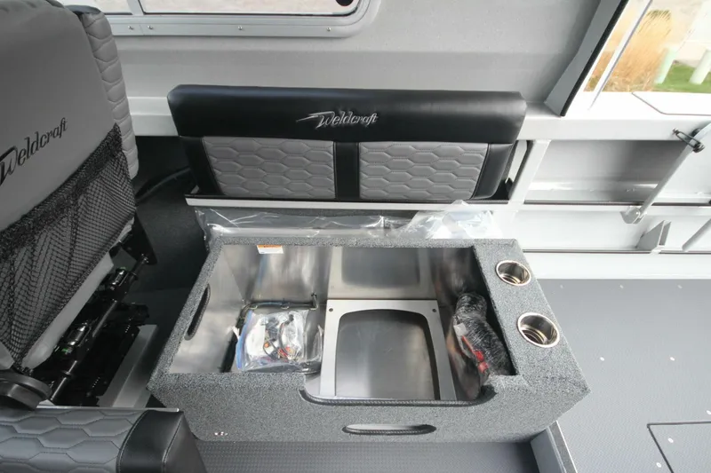 Slide: The Image of Weldcraft 240 Ocean King 2025 - 5150594