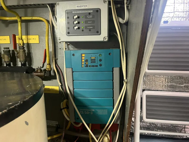 Slide: The Image of Symbol 44 Sun Deck MK II 1987 - 5150828