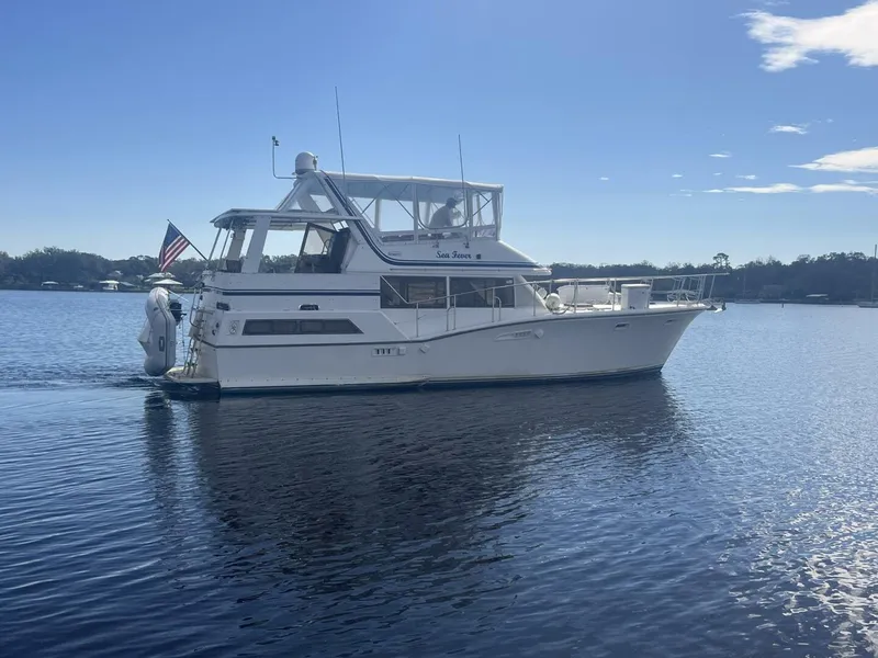 Slide: The Image of Symbol 44 Sun Deck MK II 1987 - 5150706