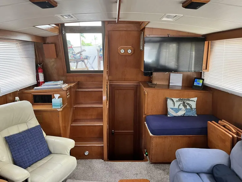 Slide: The Image of Symbol 44 Sun Deck MK II 1987 - 5150758