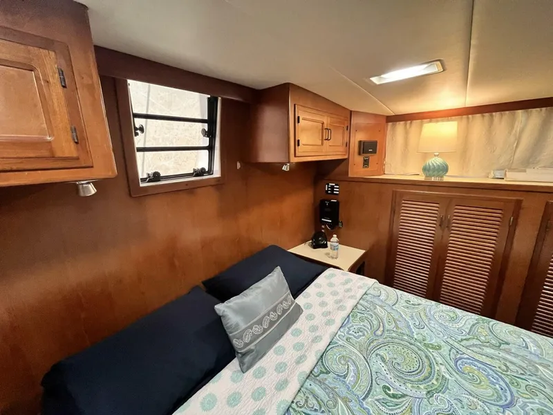 Slide: The Image of Symbol 44 Sun Deck MK II 1987 - 5150769