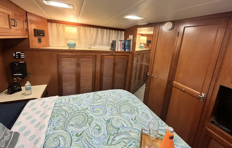 Slide: The Image of Symbol 44 Sun Deck MK II 1987 - 5150771