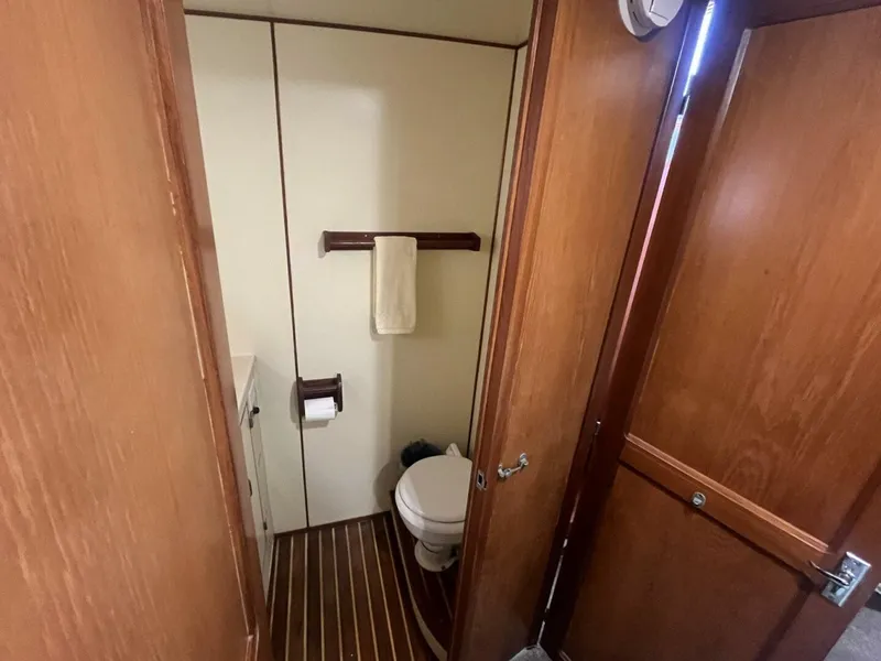 Slide: The Image of Symbol 44 Sun Deck MK II 1987 - 5150776