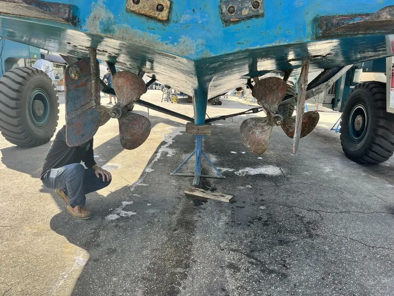 Slide: The Image of Symbol 44 Sun Deck MK II 1987 - 5150714