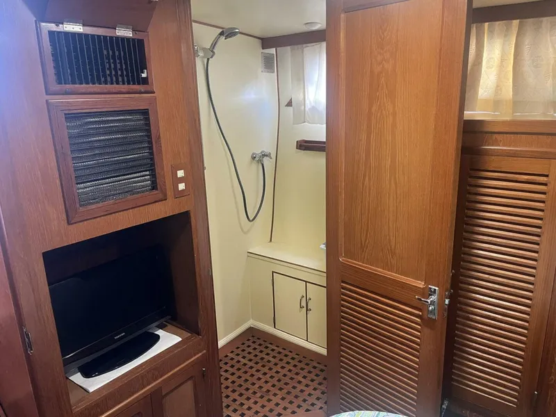 Slide: The Image of Symbol 44 Sun Deck MK II 1987 - 5150777