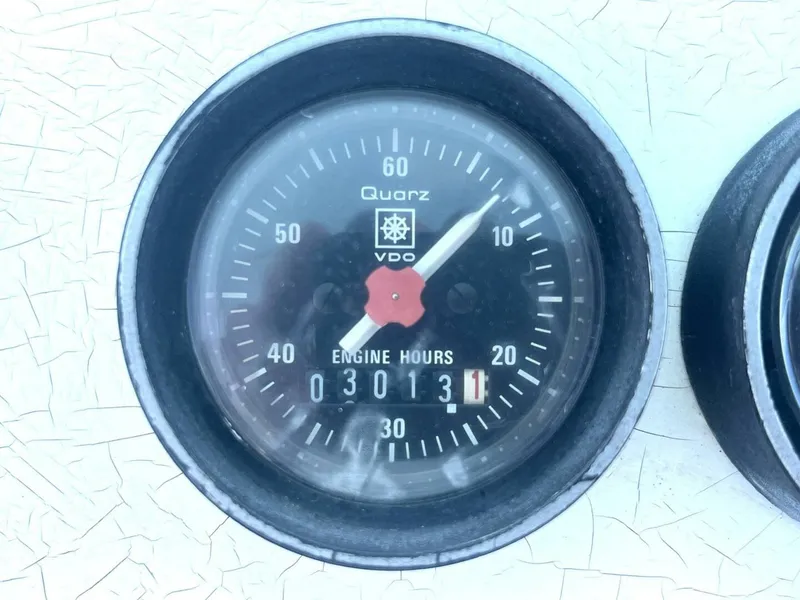 Slide: The Image of Symbol 44 Sun Deck MK II 1987 - 5150796