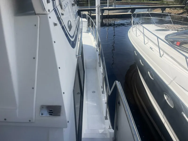 Slide: The Image of Symbol 44 Sun Deck MK II 1987 - 5150716