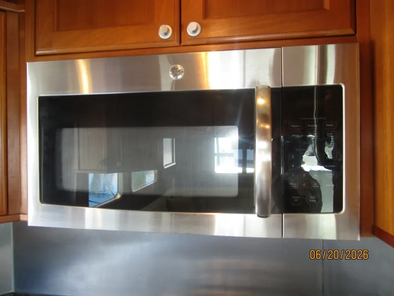 Slide: The Image of 45' Northwest galley microwave oven - 6482753