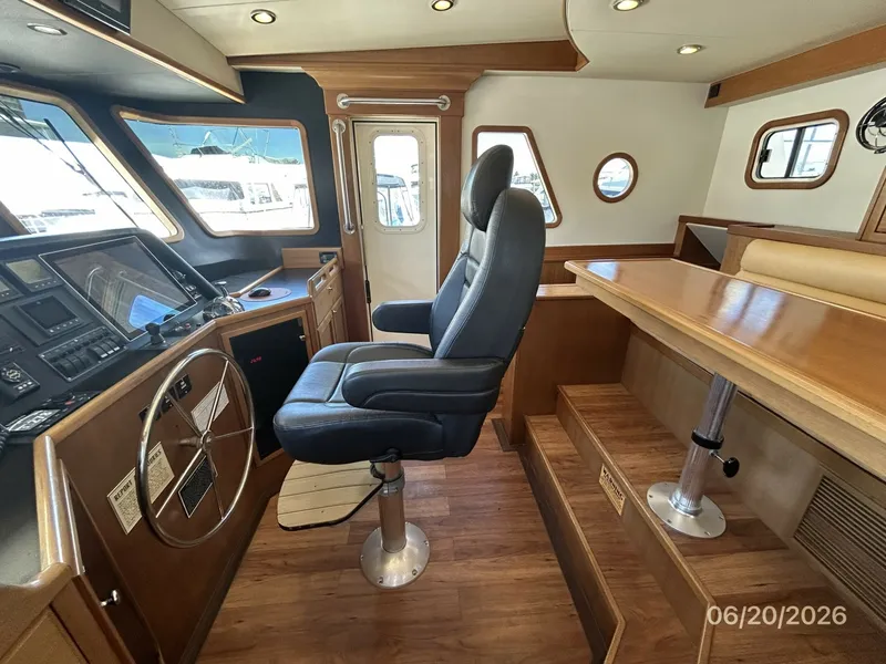 Slide: The Image of 45' Northwest pilothouse starboard - 6482781